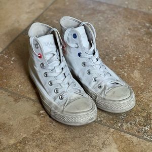 White converse with red and blue accent colors, womens 6.5, mens 4.5